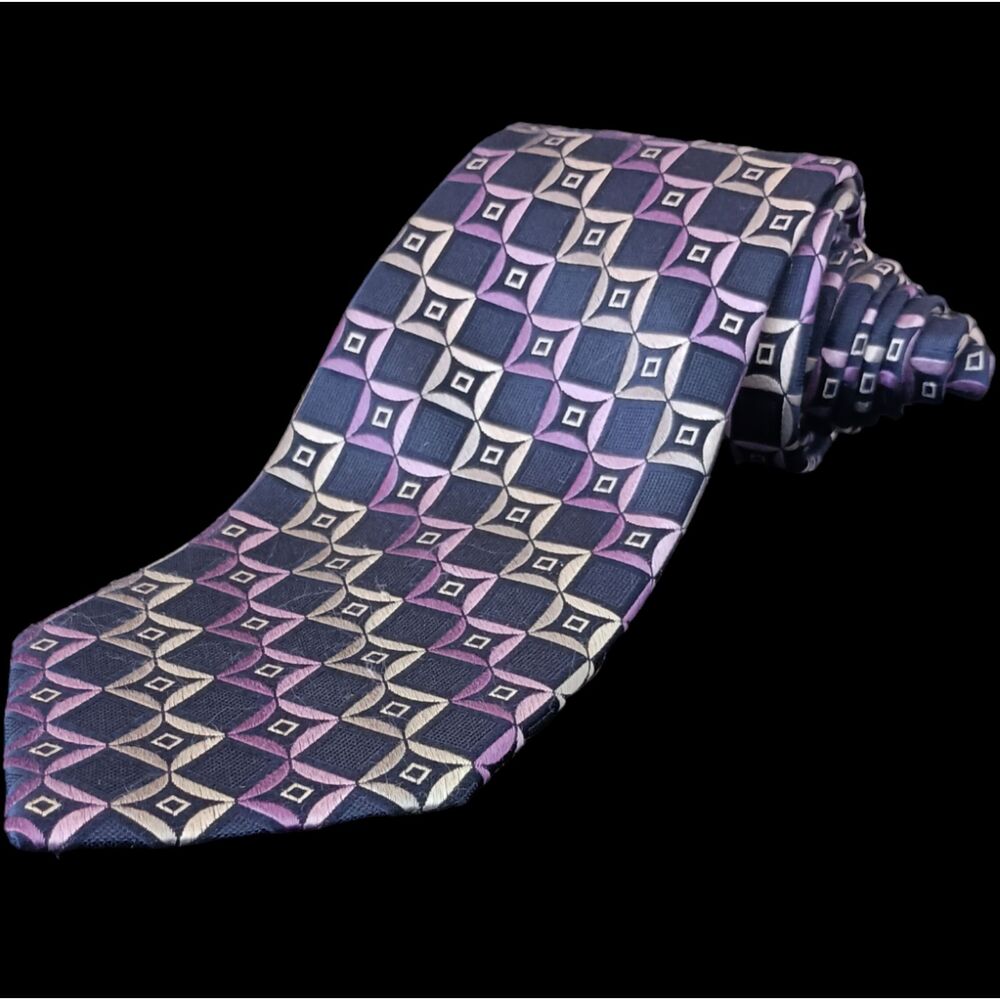 Bugatti Men's Tie Italian Silk Jacquard Woven Geometric Necktie Purple 3.5"x 61"